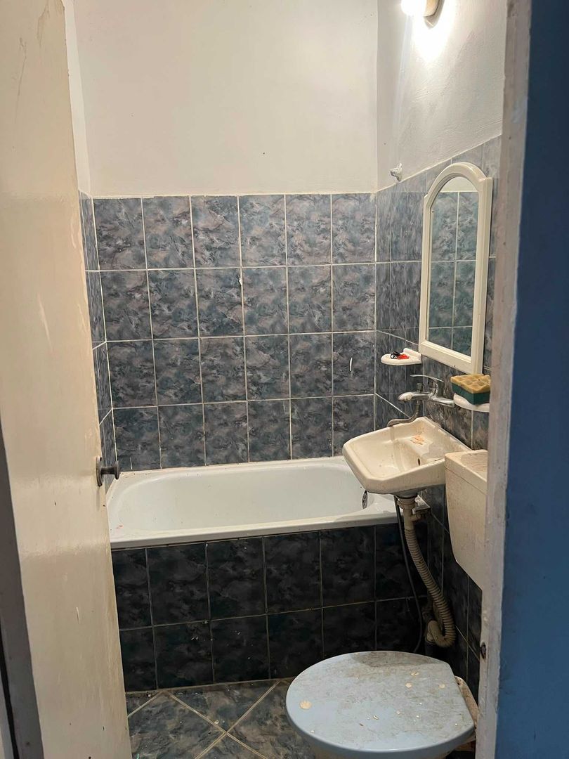 BRASADAS vinde garsoniera pe Ostrovului 25mp la parter. - Poză 2