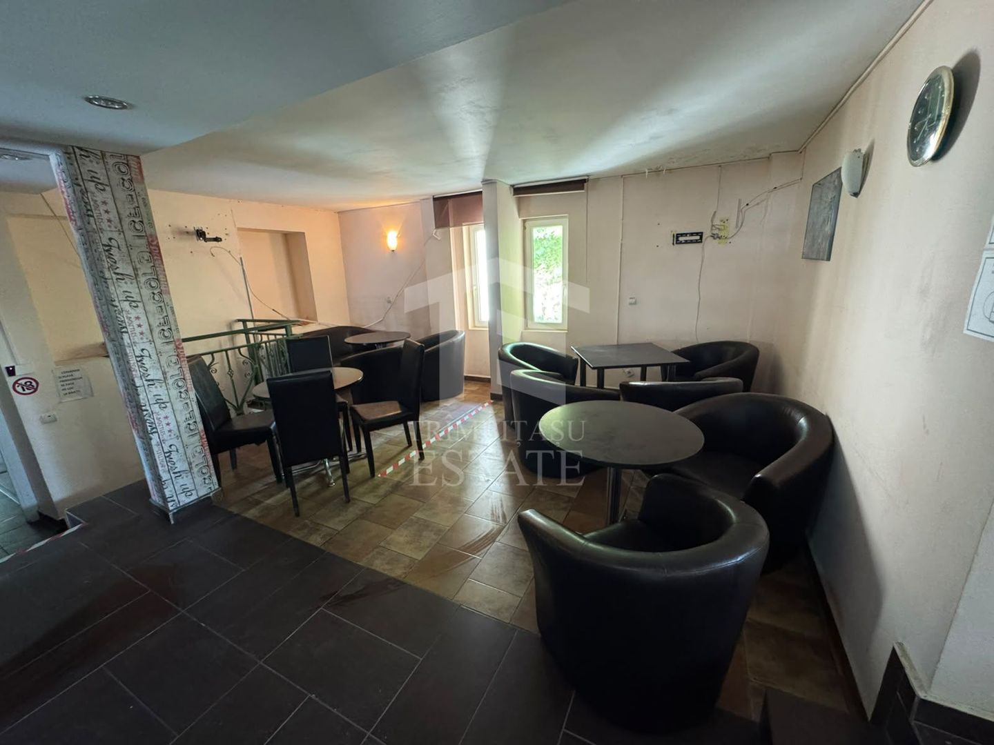 DE INCHIRIAT - SPATIU COMERCIAL CHIAR IN FATA PRIMARIEI SNAGOV - Poză 11