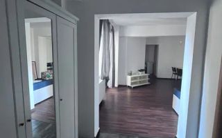 Apartament superb, doua camere, zona Cismigiu - Poză 3