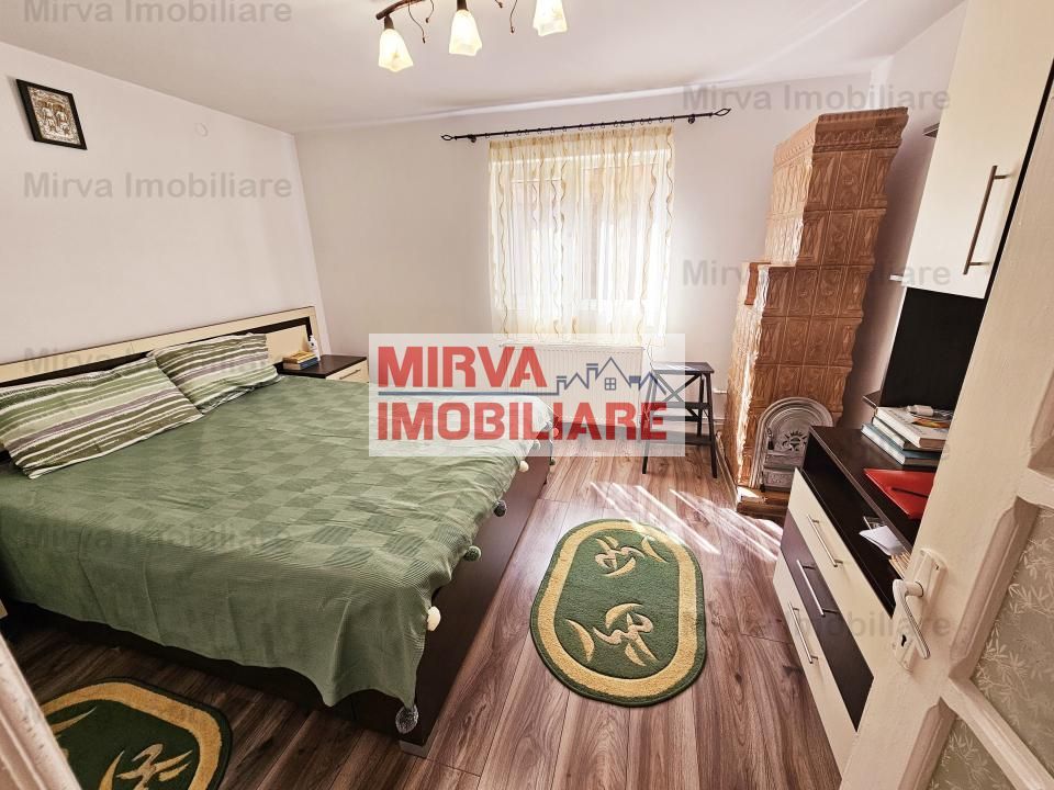 Vanzare vila 6 camere + spatiu comercial, mobilata si utilata, in Blejoi - Poză 12