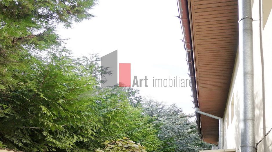 Proprietatea "ARCHA" , Vatra Luminoasa, JUMATATE DE VILA, intrare separata - Poză 28