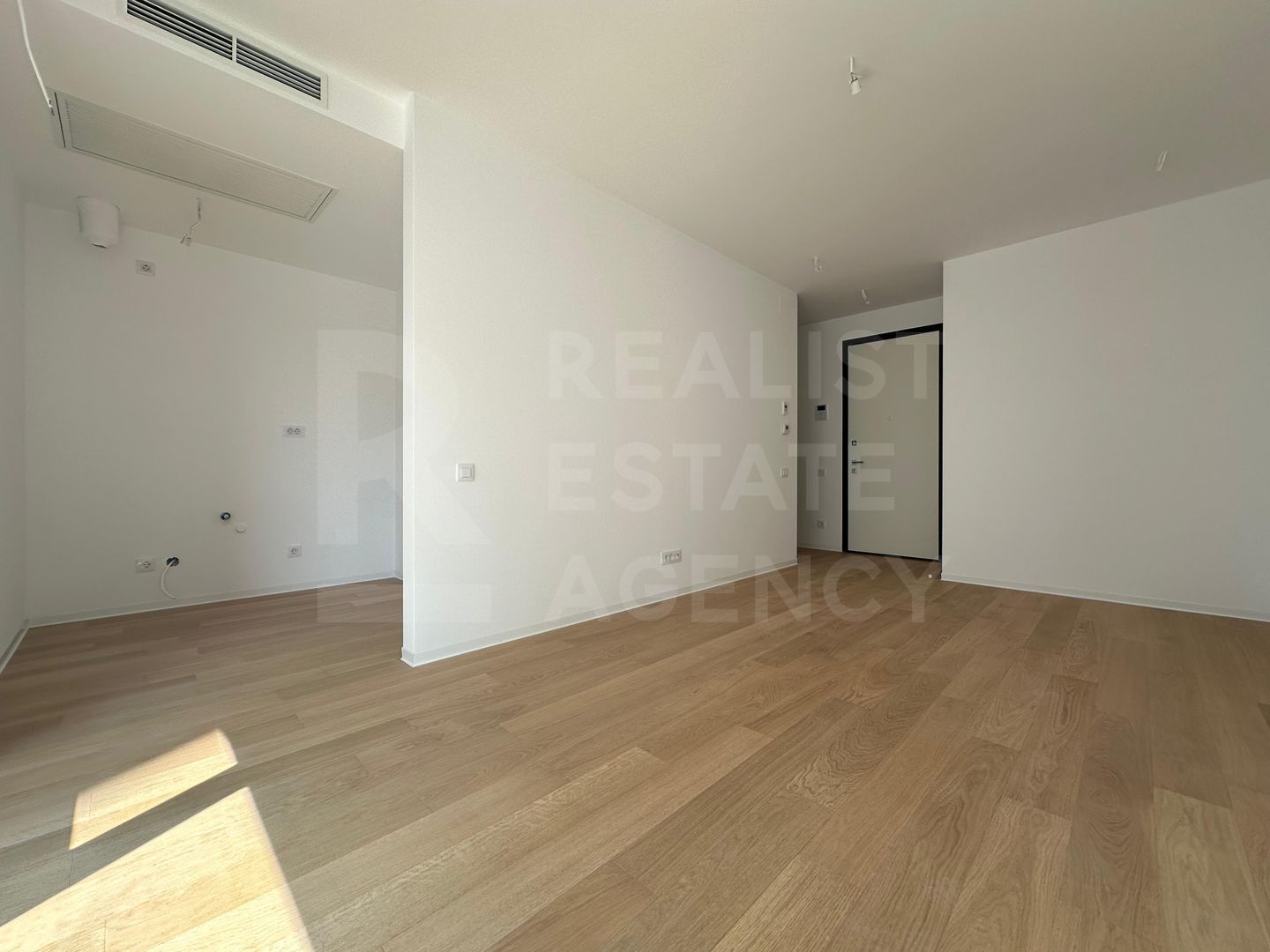 Vânzare, studio dublu, One Lake Club, București - Poză 2