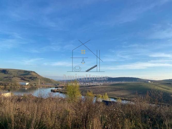 Casa individuala, teren 750 mp, Chinteni cu panorama spre lac - Poză 18