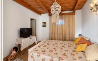 Casă pe parter, cu teren de 1.280 mp și foișor închis – Covăsânț, Arad - Poză 11