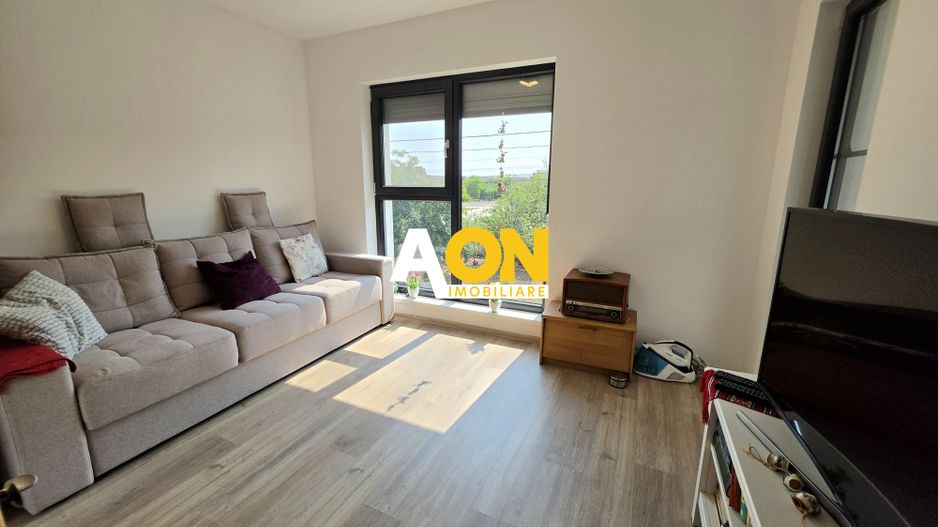 Casa Individuala, 4 Camere, 2 Băi, 250mp Teren - Poză 6