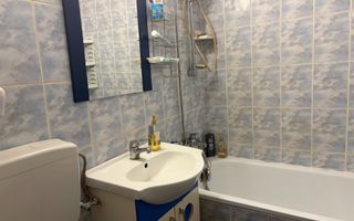 Apartament spatios cu trei camere, Brancoveanu, 80.000€ negociabil - Poză 5