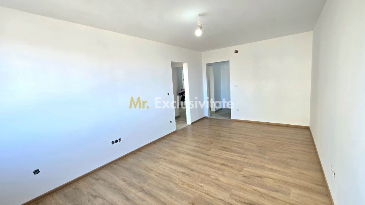 De vânzare Apartament 2 camere Luceafărul Satu Mare - Poză 3