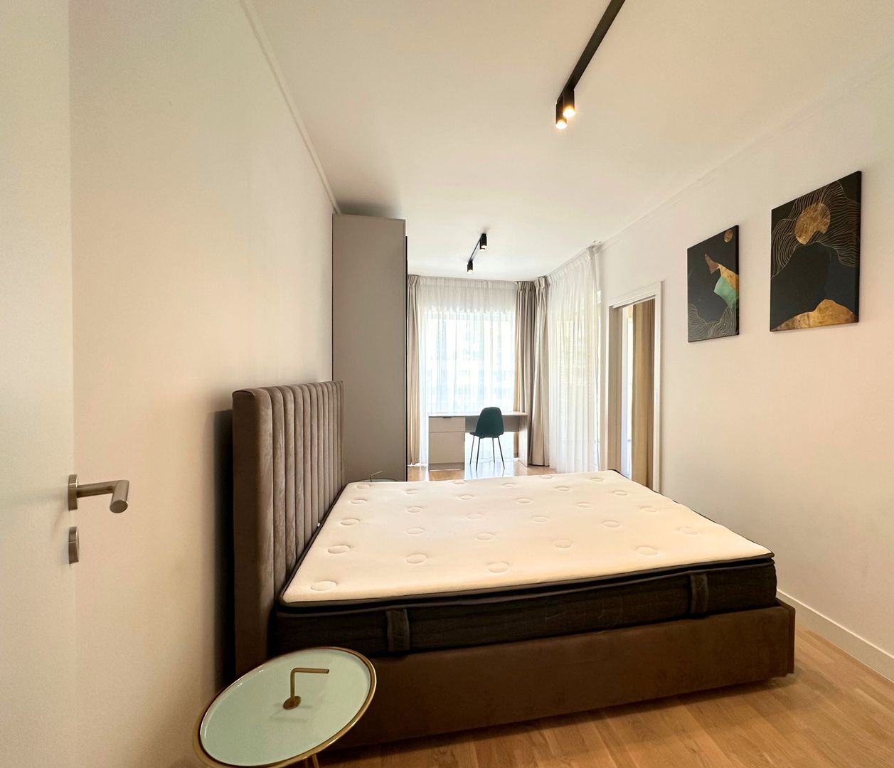 Inchiriere 2 camere cu parcare subterana Marmura residence zona Jiului - Poză 11