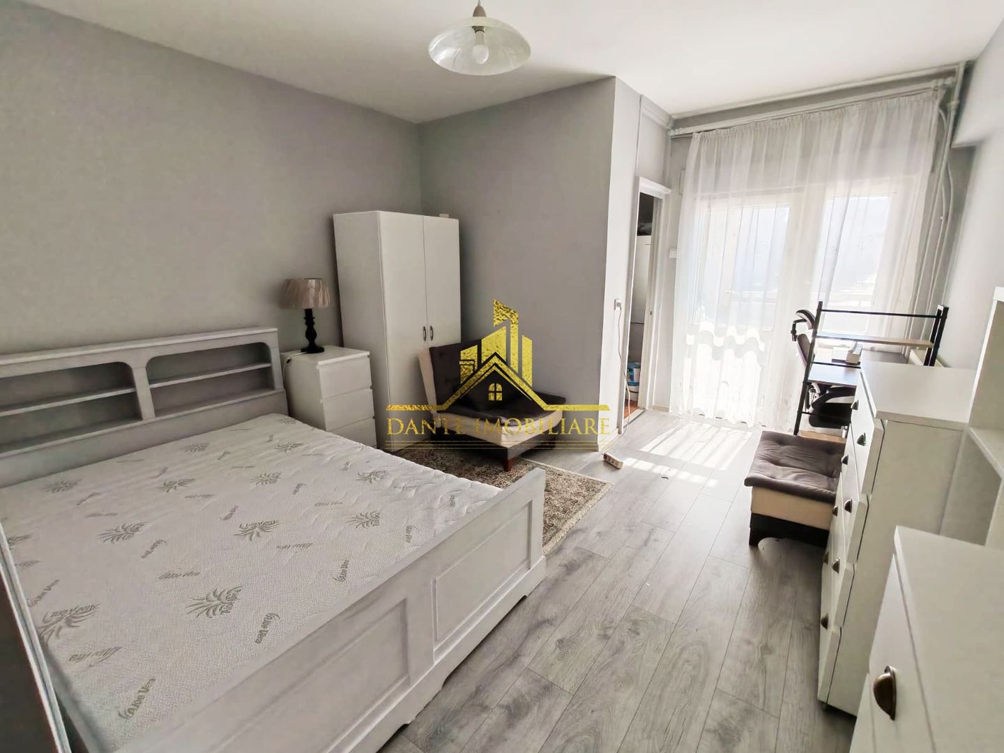 Garsoniera, moderna, renovata , ULTRACENTRAL, Teatru National, Eroilor - Poză 1