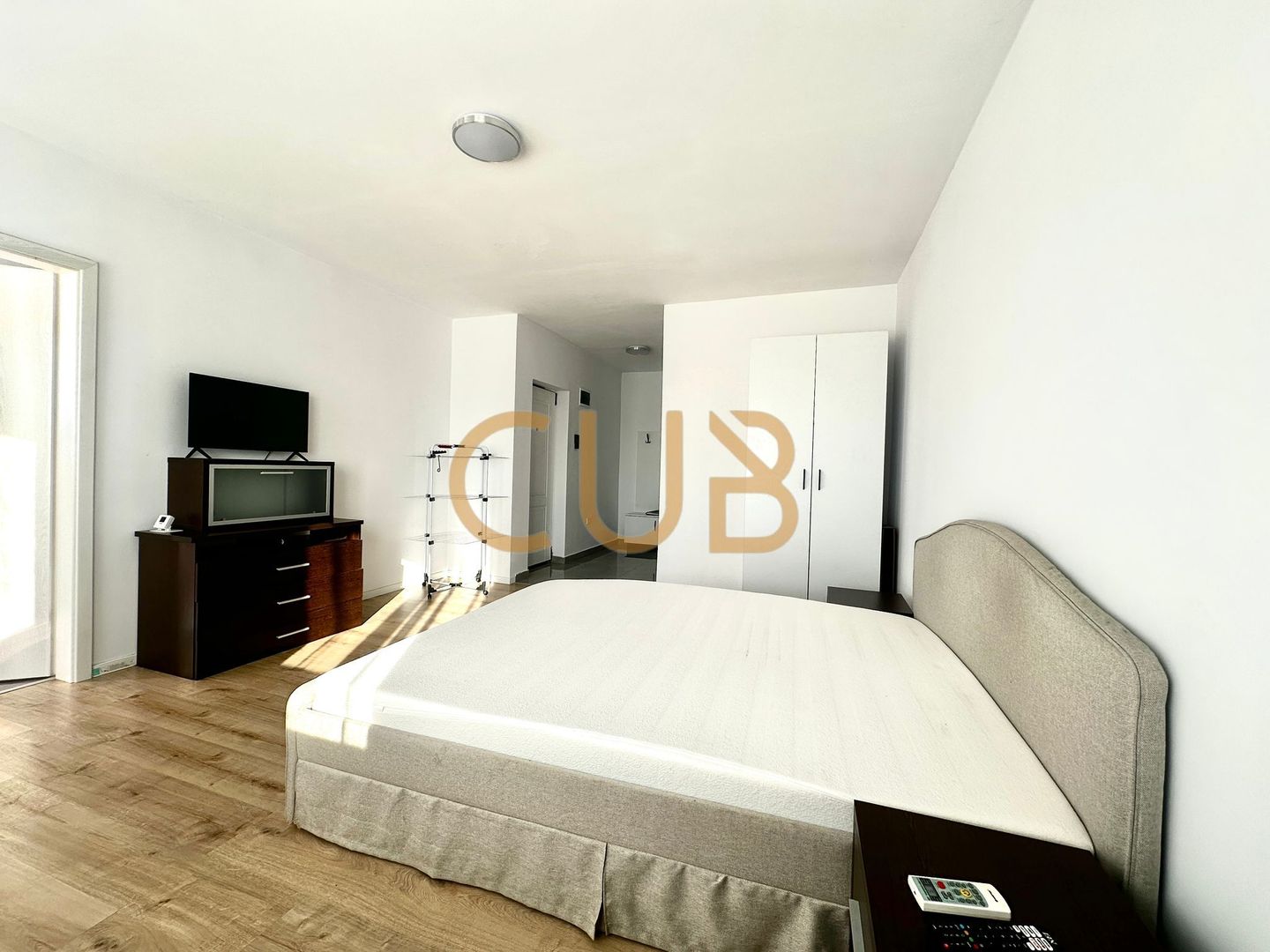 Ap1cam mobilat+utilat | bloc nou,centrala,parcare| Giroc - Hotel IQ - Poză 3