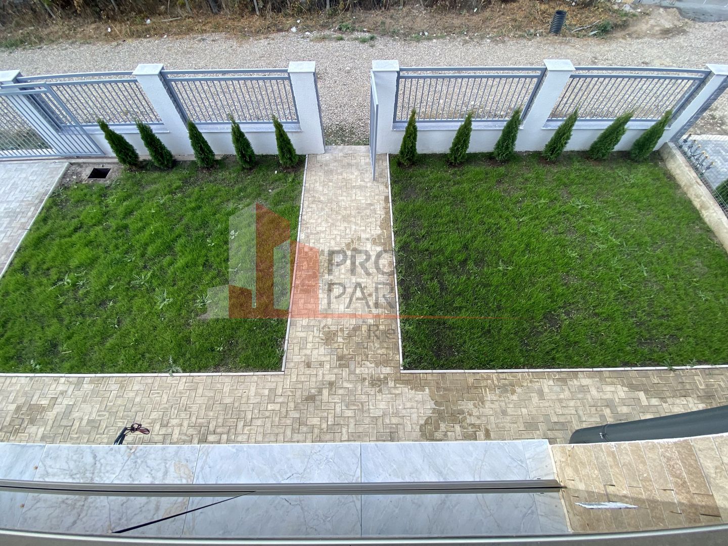 Casa Buftea - langa parcul Raja - Poză 21