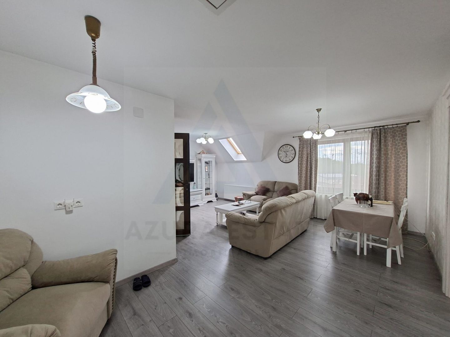 Casa individuala 149 mp utili S+P+M cu pivnita si pod in Selimbar - Poză 6