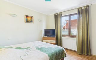 Vilă cu 7 camere, zona Aradului - Poză 4