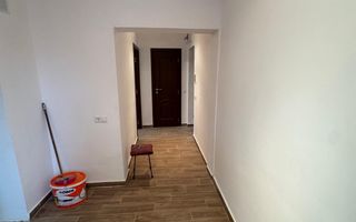 De vânzare apartament în zona Aleea Săvinești - Poză 3
