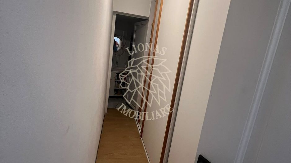 Apartament Modern 3 camere-renovat-curte, pod-Ultracentral - Poză 6