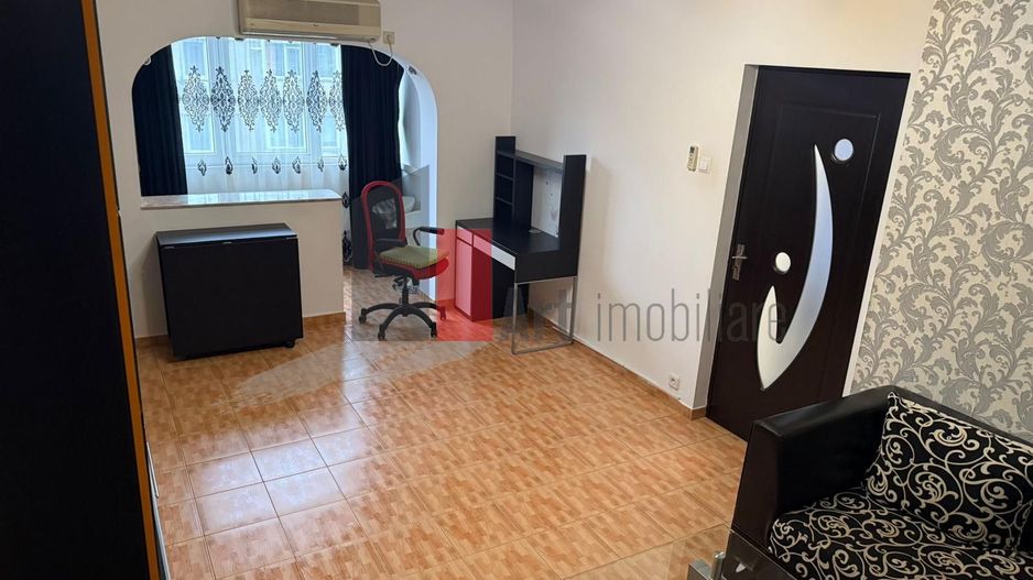Apartament 2 camere Moinesti - Poză 1
