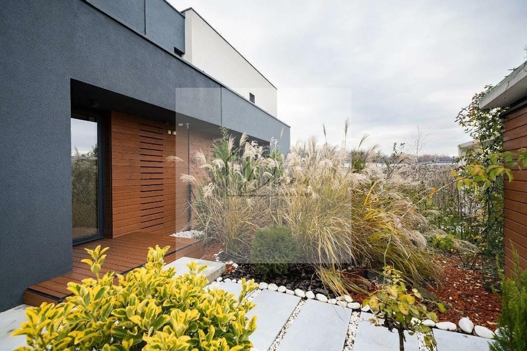 Vila pasiva (verde) de lux 4 camere Complex Amber Gardens Tunari - Poză 21