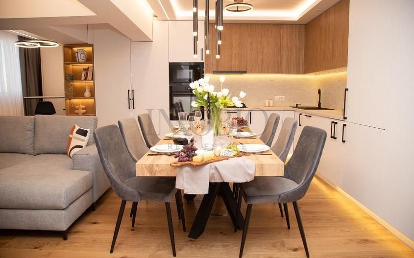 Apartament 3 camere | Unirii | Prima închiriere - Poză 1