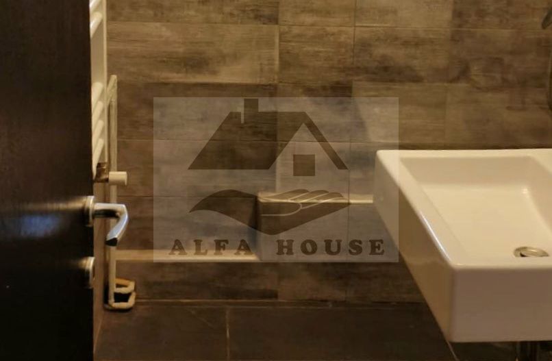 Apartament cu patru camere, zona Florilor-Craiter 80 mp - Poză 8