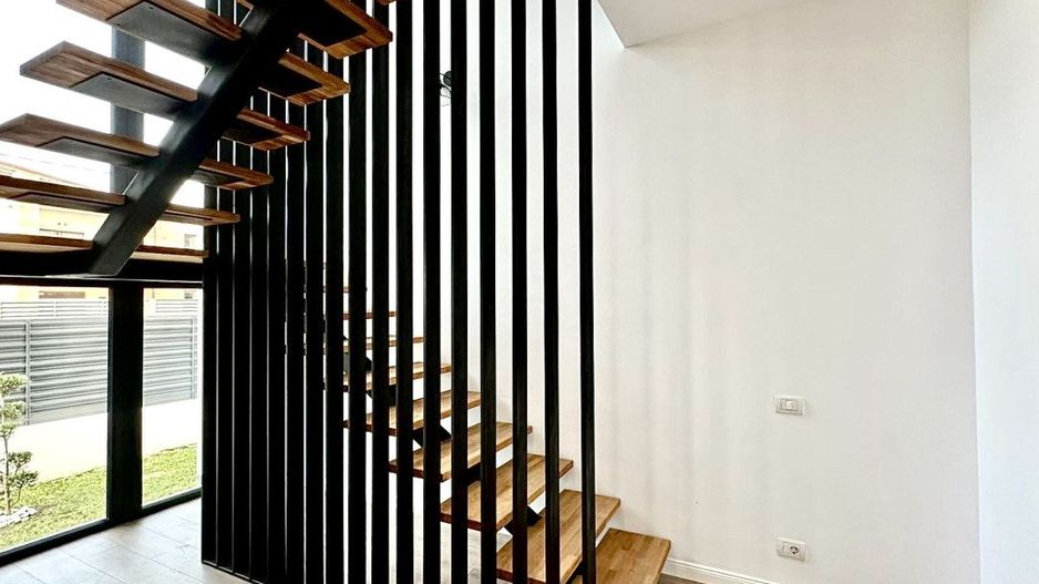 Vilă spațioasă. stil mediteranean, în Corbeanca, finisaje Premium - Poză 3