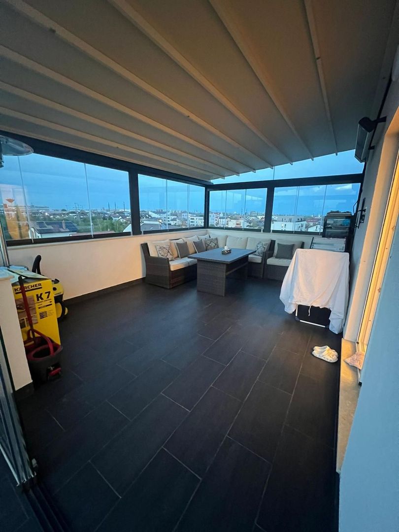 3 Cam. Tip Penthouse/ Terasa 36 mp/ 2 locuri de parcare - Poză 1