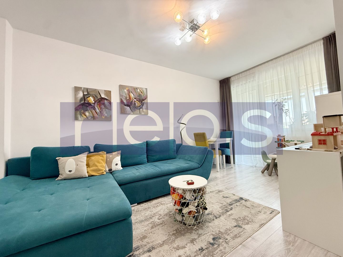 VANZARE 2 CAMERE | ZONA TITAN | CENTRALA PROPRIE - Poză 1