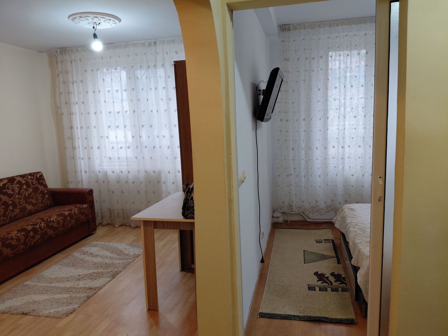 Apartament  2 camere, Micro 19,et 1,mobilat si utilat - Poză 5