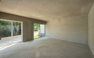 Case cuplate la liziera padurii , ideale pentru 2 familii ! - Poză 18