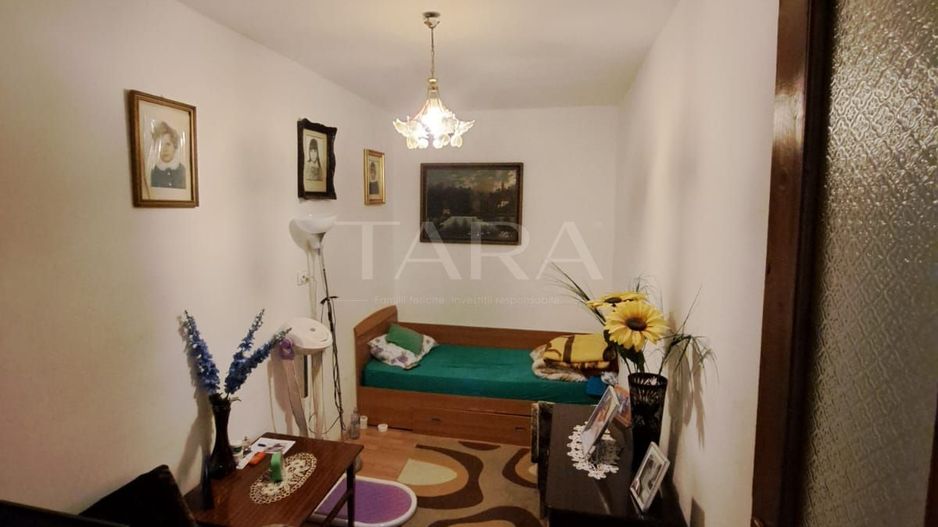 Casă cu 5 camere, zonă semicentrală, ideală pentru locuință sau birou. - Poză 3