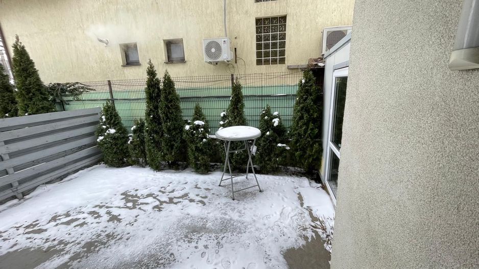 VILA DE INCHIRIAT PARCARE   BIROURI ZONA  PIPERA - Poză 17