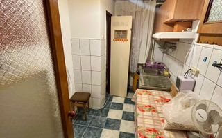 Zona Baza 3/ Apartament 3 camere/ Etajul 1/ Fara Risc Seismic - Poză 4