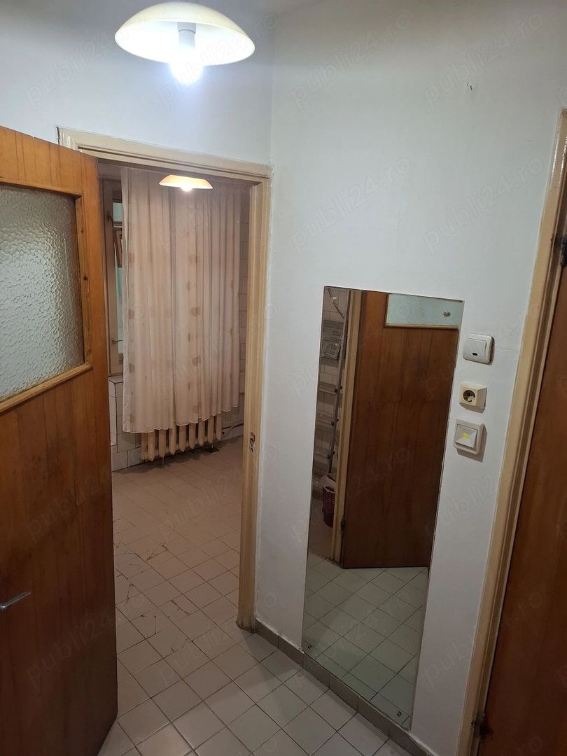 Vanzare Garsoniera Vitan | 40 mp | Parter Inalt cu Balcon si Scurgere Separată - Poză 10