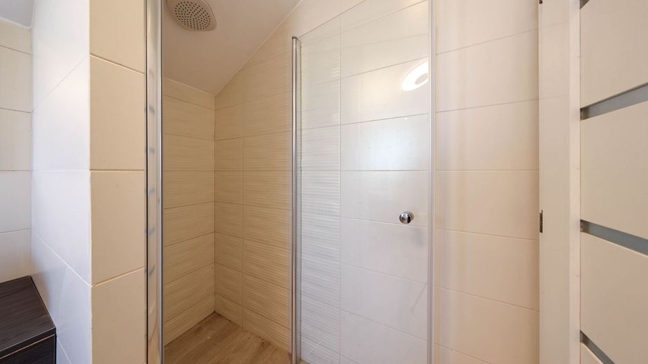 Casă Individuală Modernă de Vânzare | Sânpetru, Brașov - Poză 36