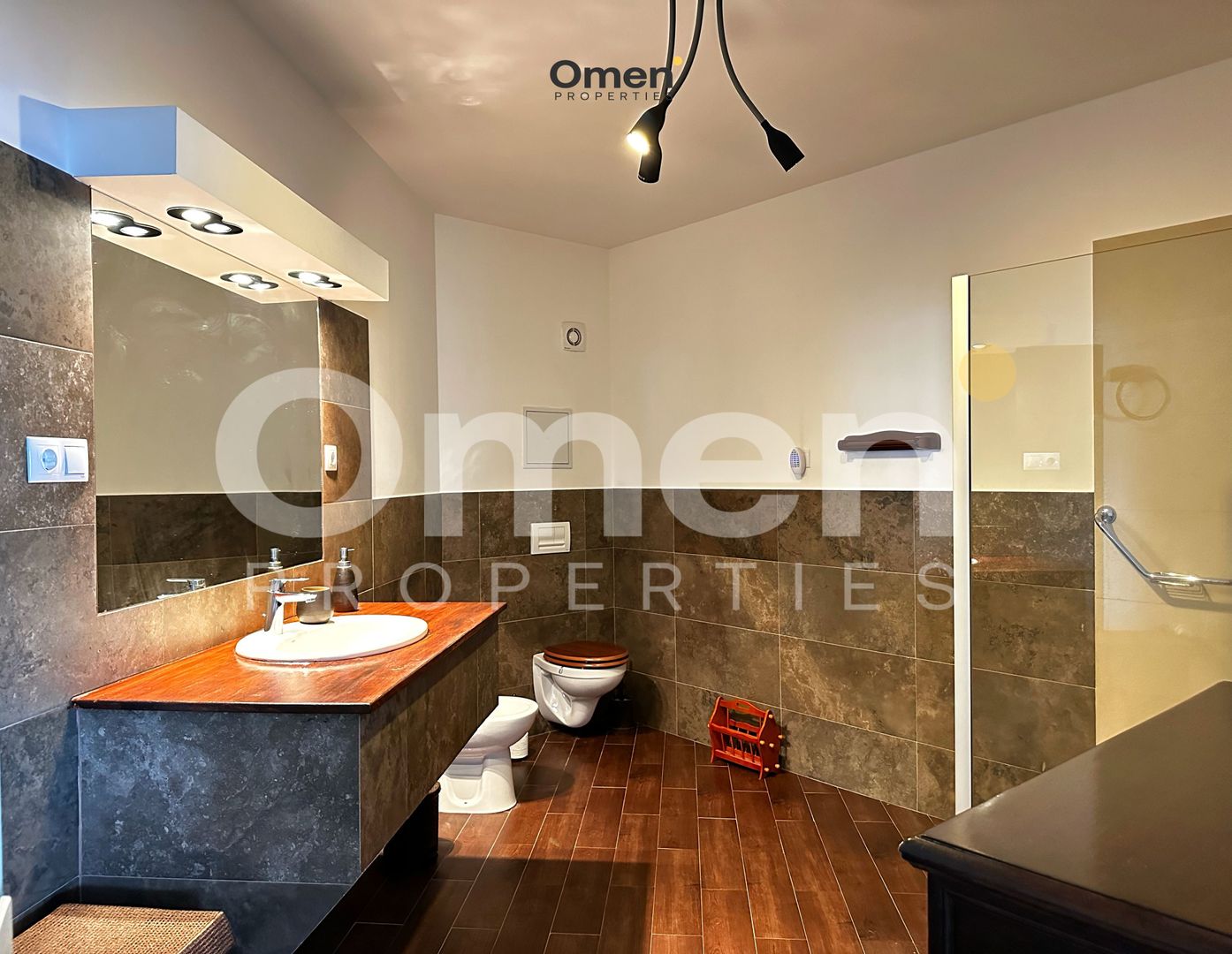 Apartament deschis cu o camera 92 mp - Poză 1