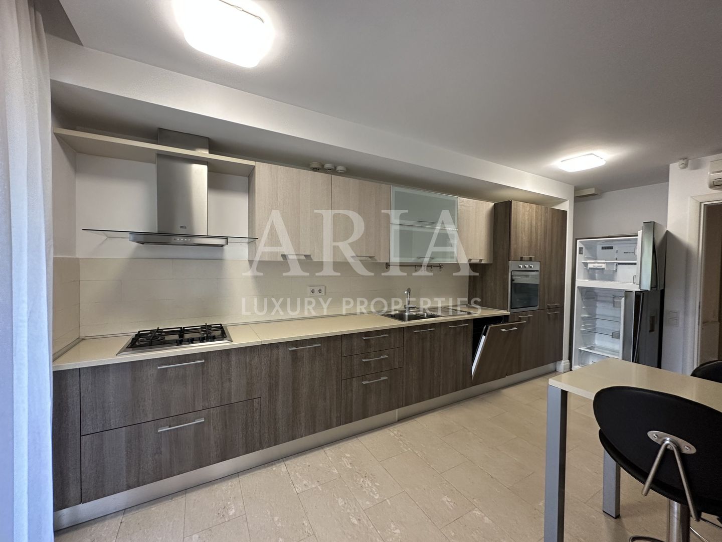 OXFORD GARDENS -  LUXURY GATED COMMUNITY - POOL - TENNIS COURT - PLAYGROUND - Poză 5