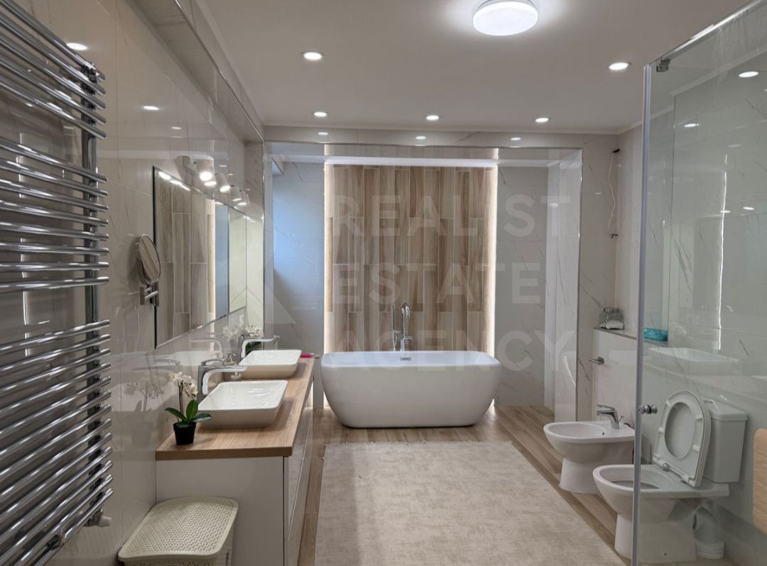 Chirie apartament, 3 camere, str. Serghei Lazo, Centru - Poză 8