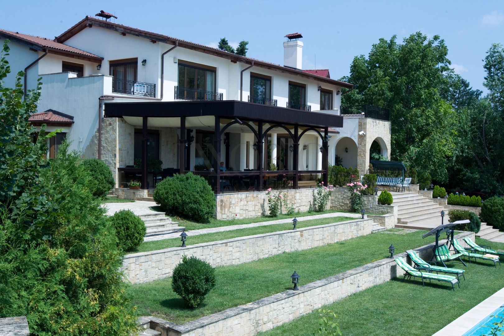 Vilă pe malul Lacului Snagov | 3.000 mp teren | 90 m deschidere lac - Poză 3