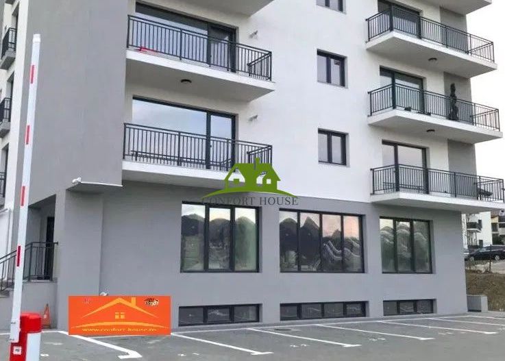 Spatiu comercial nou amenajat 2 intrari/2bai/2centrale/PVC tripan - Poză 4