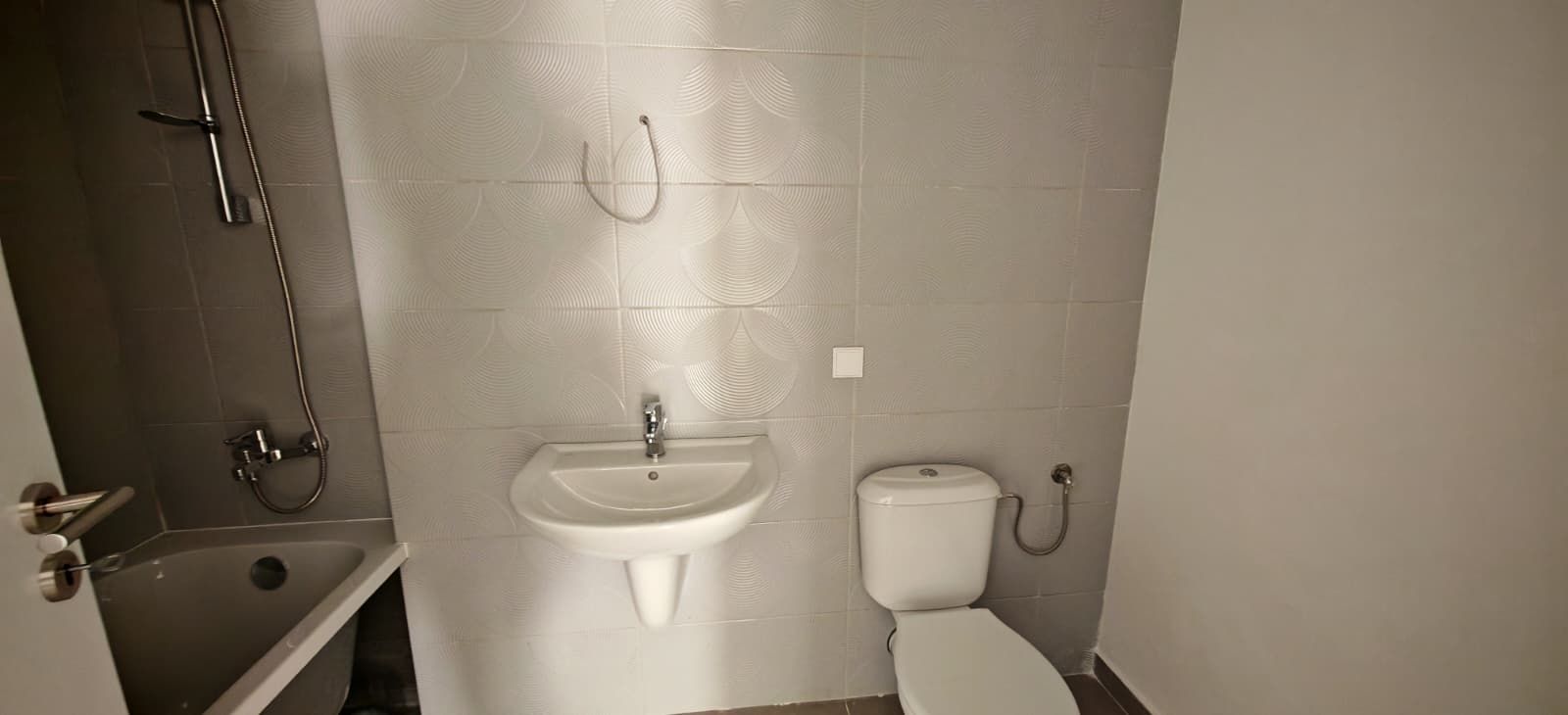 De inchiriat 2 apartamente nemobilate, Dynamic Residence - Tractoru - Poză 25