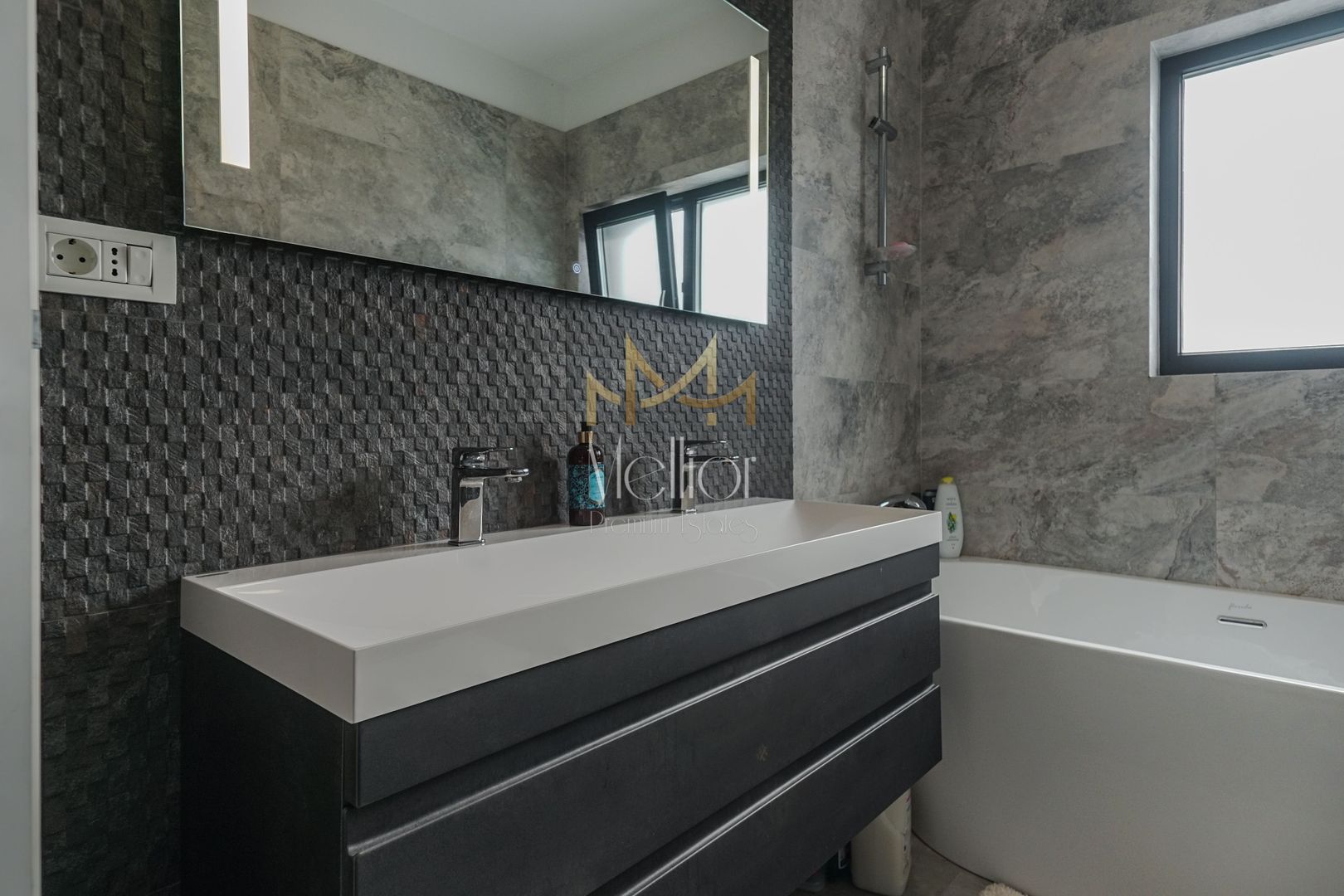 Apartament spatios 3 camere, 2 balcoane, 2 parcari, zona Iulius Mall! - Poză 23