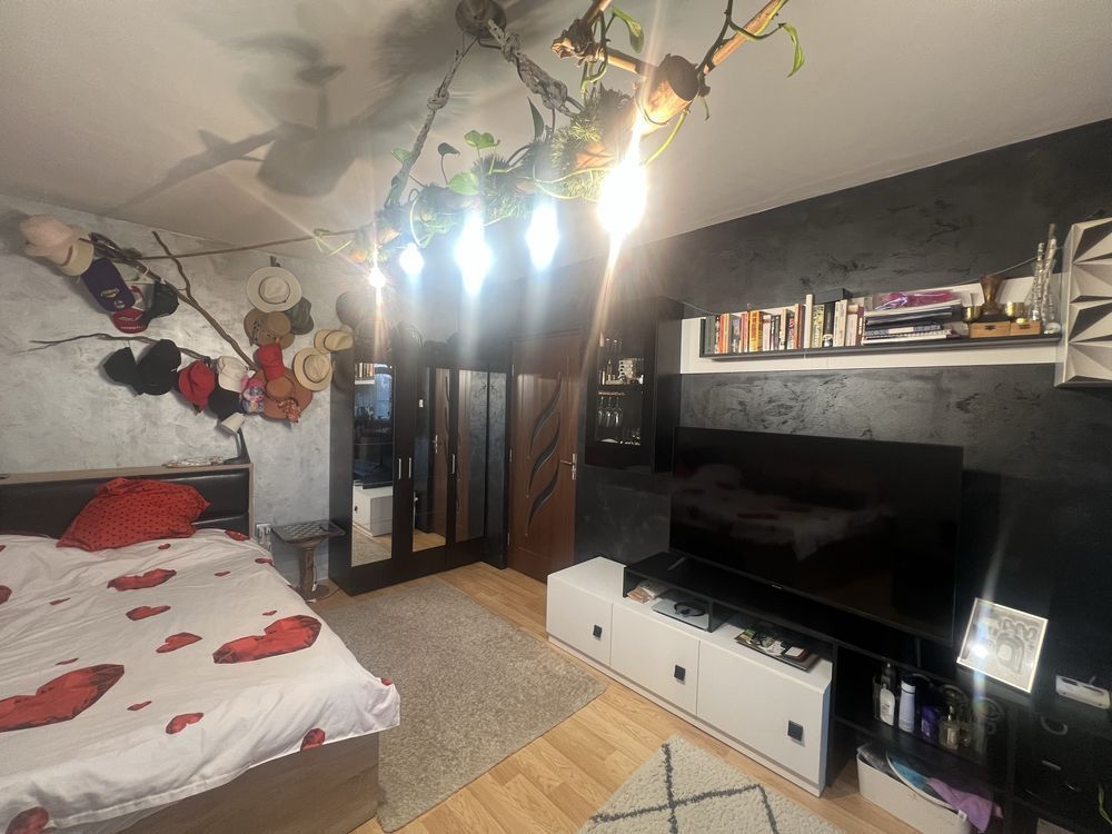 Apartament 2 camere de vanzare zona Tomis Nord - decomandat - Poză 3