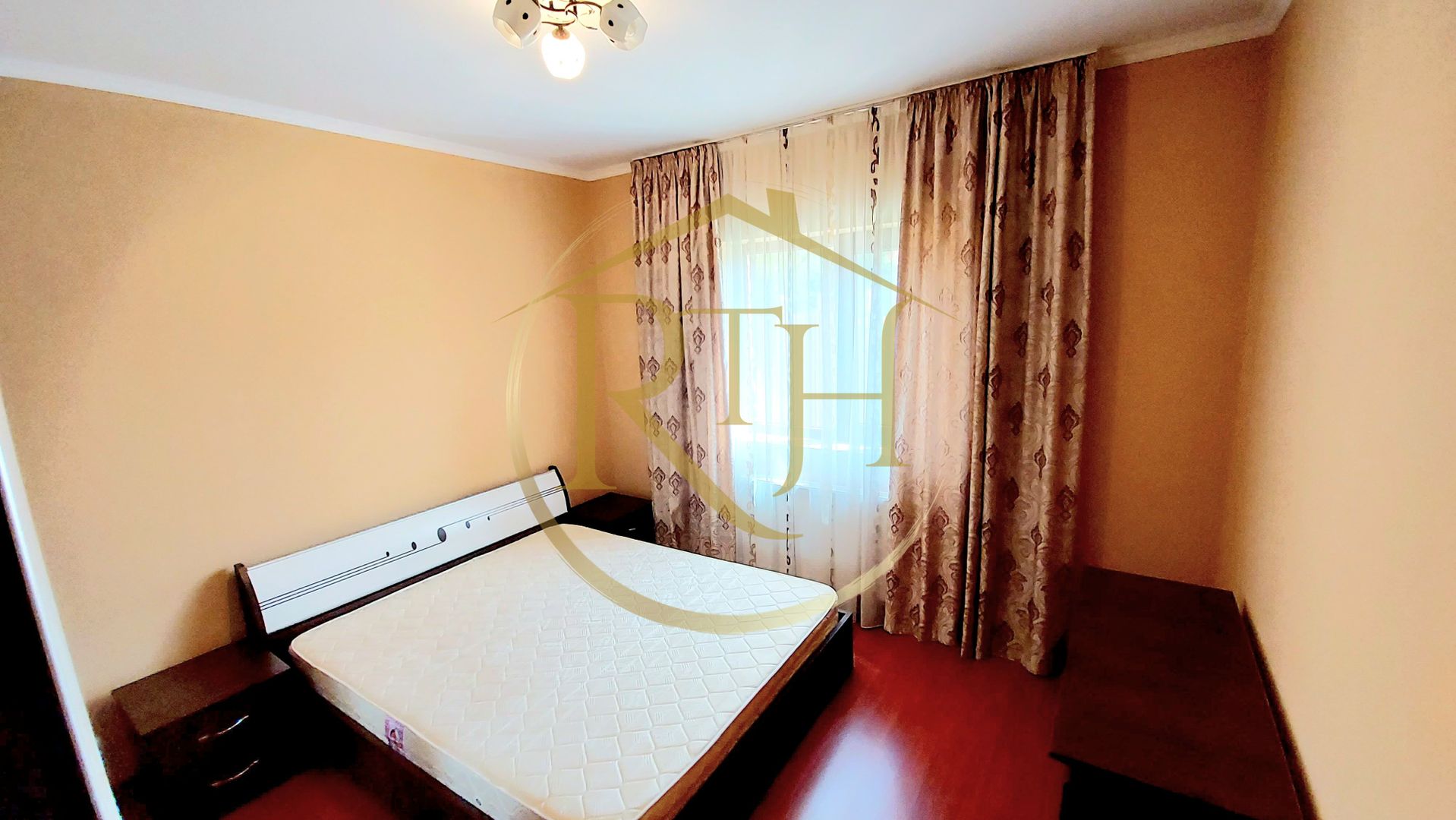 Oferim spre inchiriere casa-duplex,4 camere,Dumbravita aproape de Lidl - Poză 9