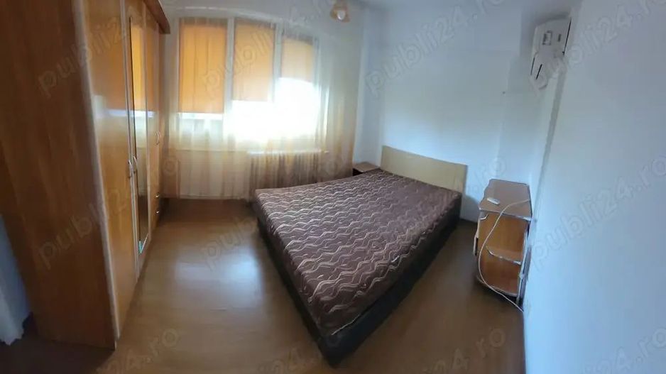 APARTAMENT SPATIOS ZONA CAPITALE - Poză 2