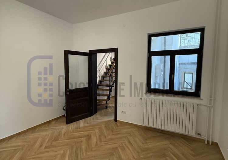 Vila P+1+M + parcare - Poză 4