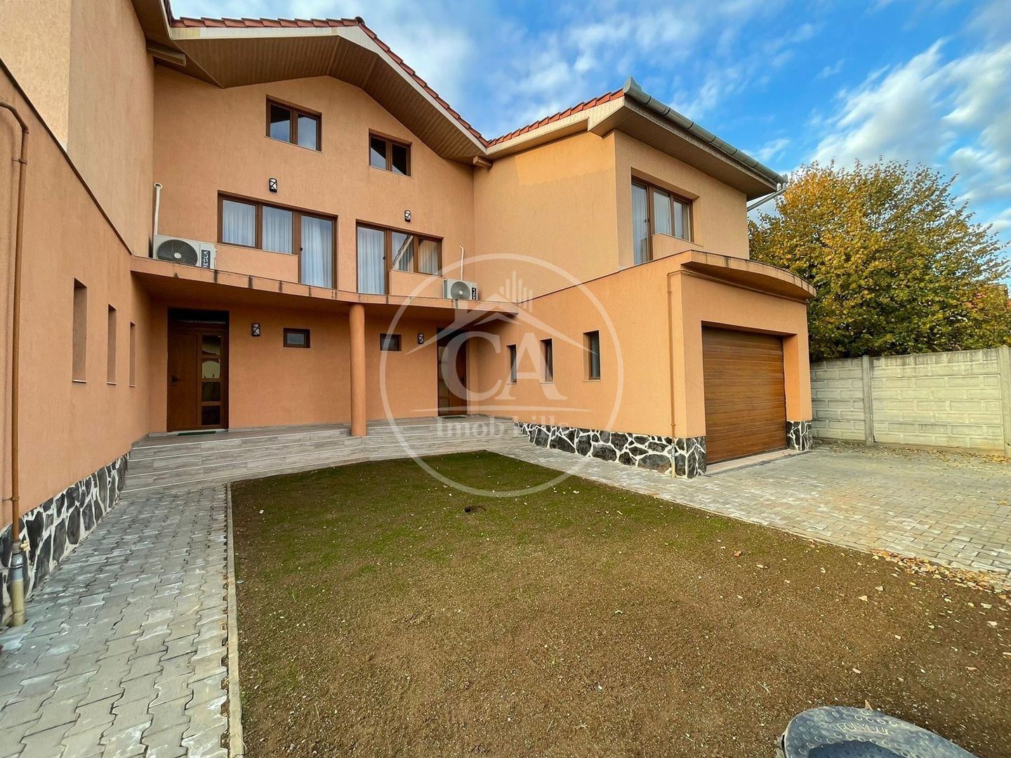 Casa de inchiriat cu 4 camere  tip duplex in cartier Viena, Oradea - Poză 13