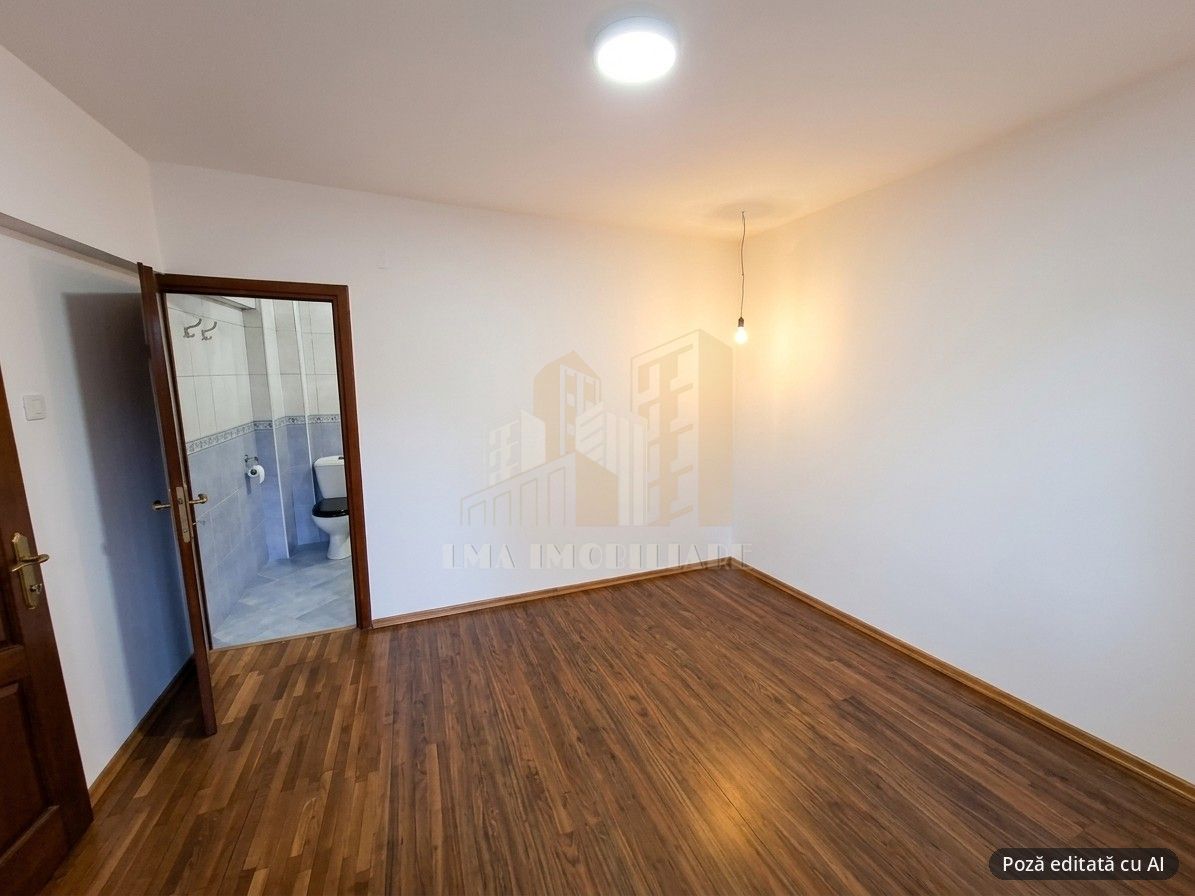 Apartament 4 camere Triaj Brasov - Poză 15