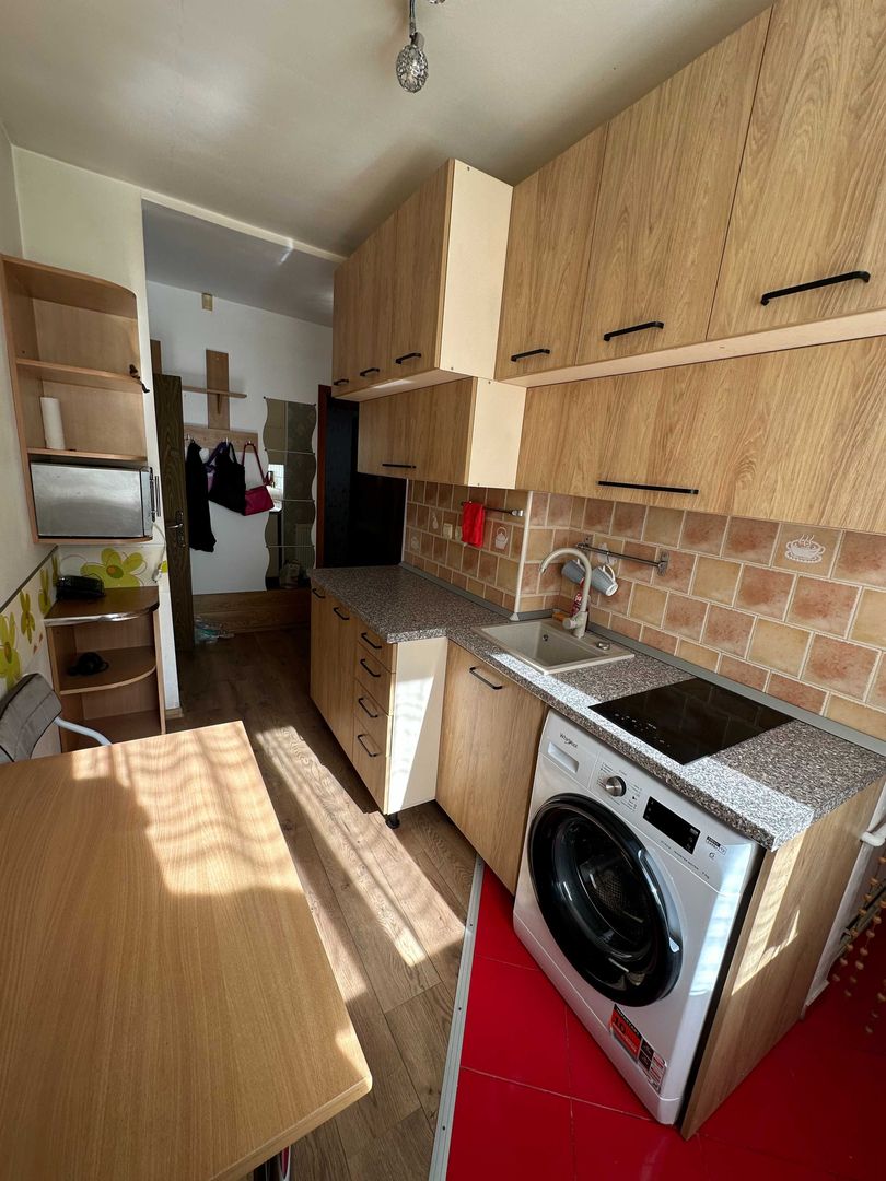 Apartament 3 cameree zona Spitalul Judetean - Poză 4