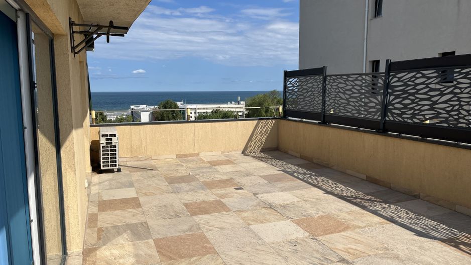 Penthouse cu Vedere Panoramica în Mamaia 295mp Utili și 47mp Terasă Parcare - Poză 23
