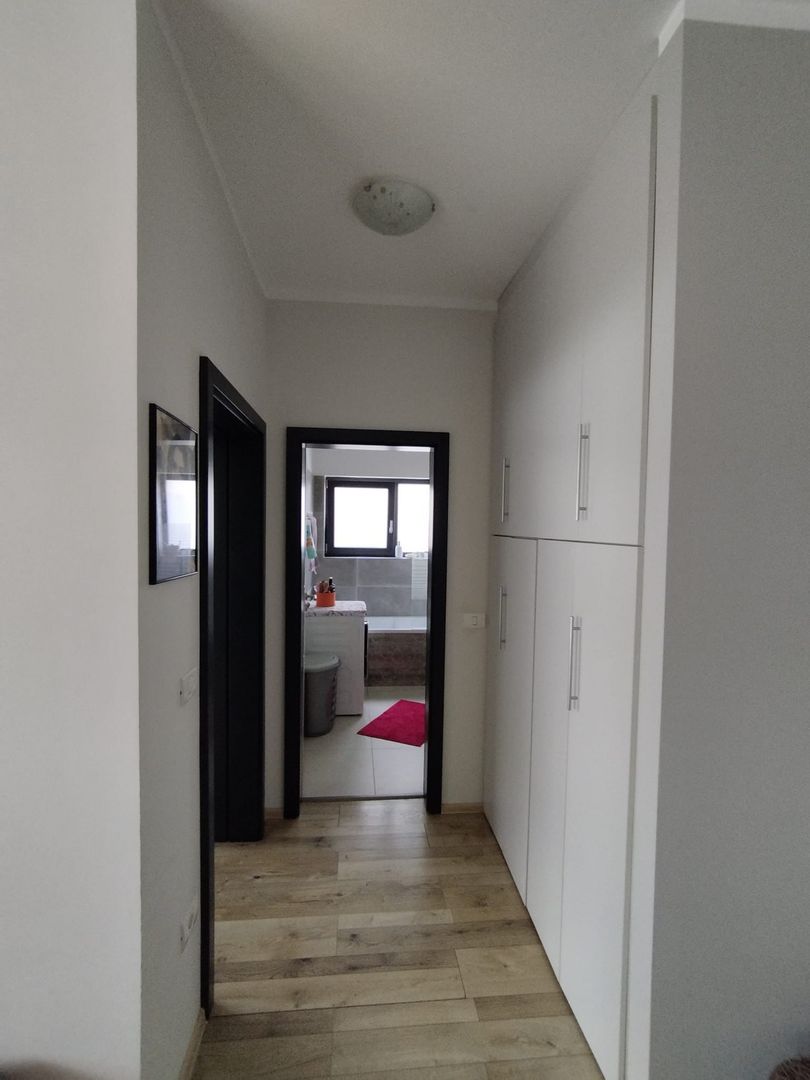 Proprietar inchiriez apartament 2 camere Dumbravita - Poză 6