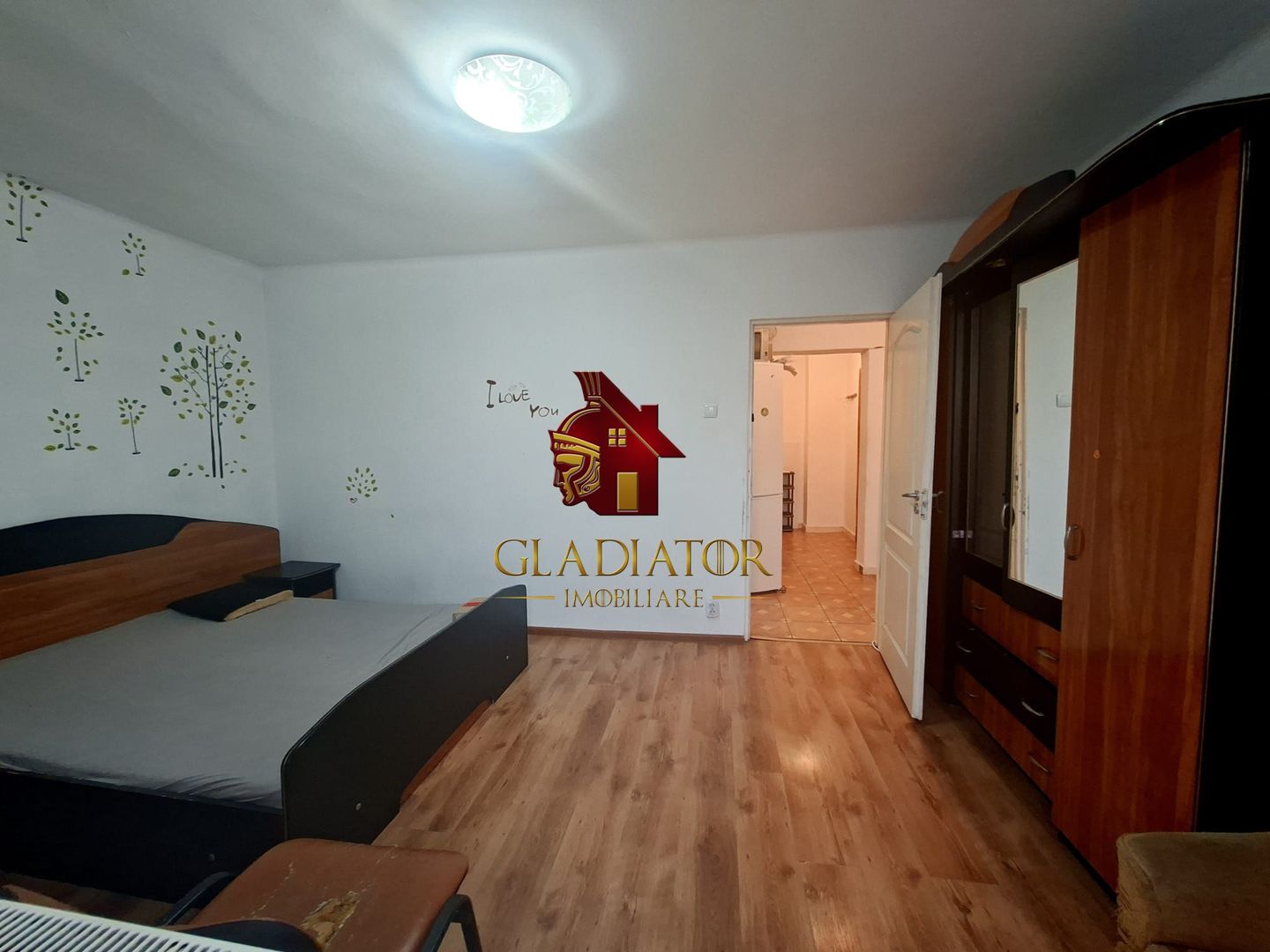 Apartament 3 camere, decomandat, Alexandru cel Bun, et 8 din 10, liber - Poză 9